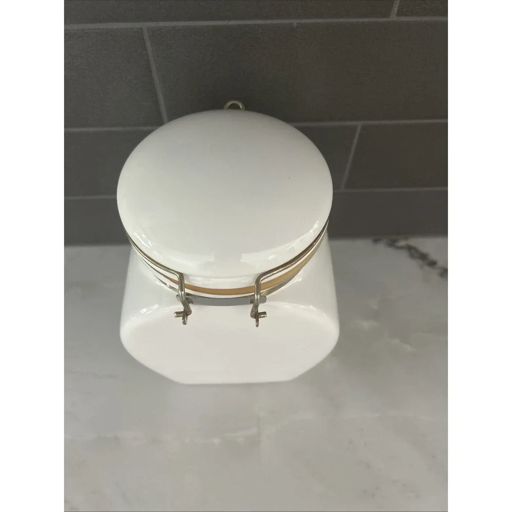 Vintage European Coffeehouse Collection White & Gold Ceramic Canister 8 3/8